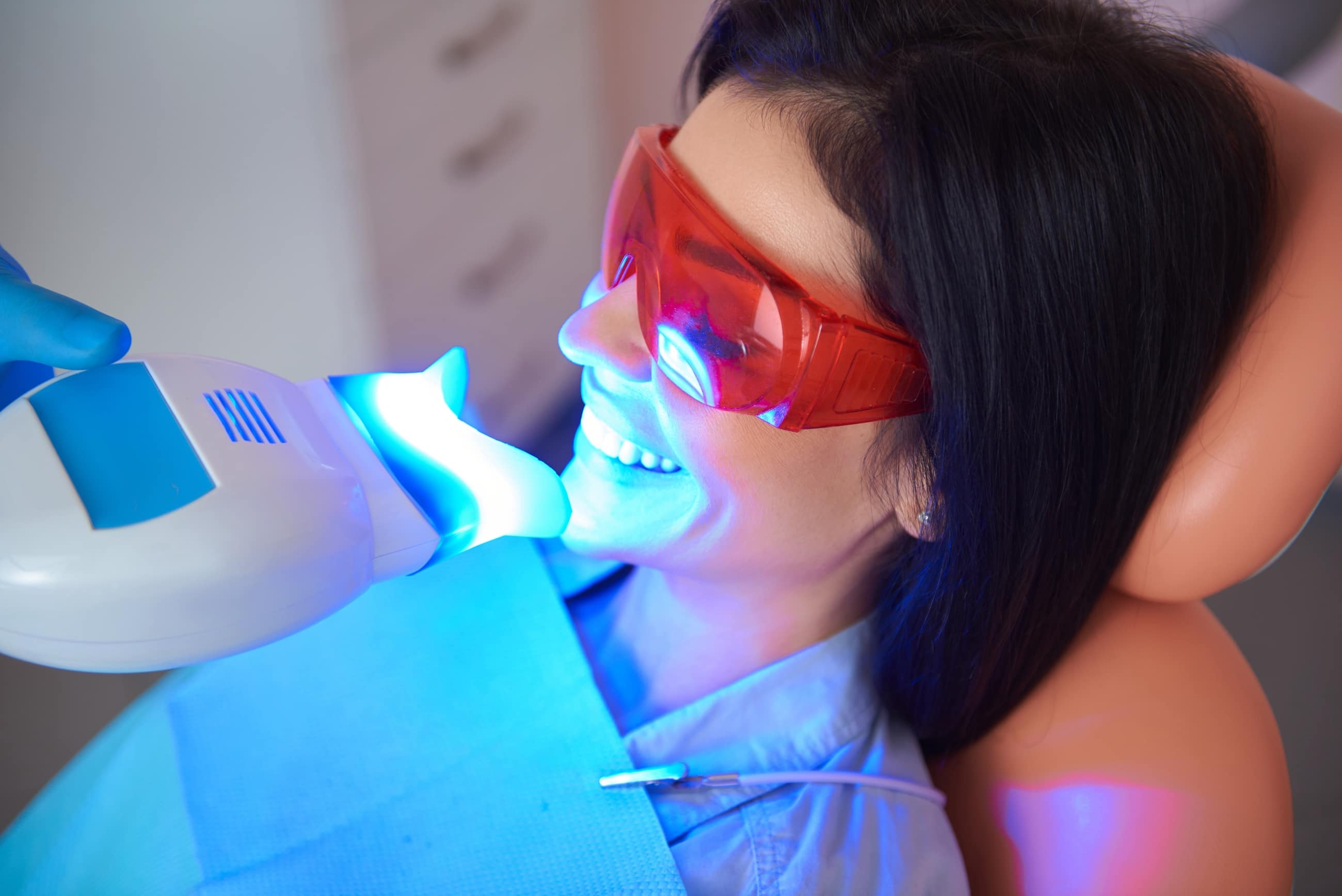 Can You Whiten Your Teeth After Dental Bonding? Premier Dental
