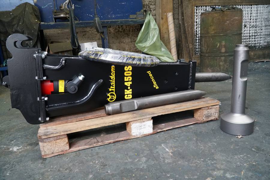 hydraulic crusher on pallet from machinery partner