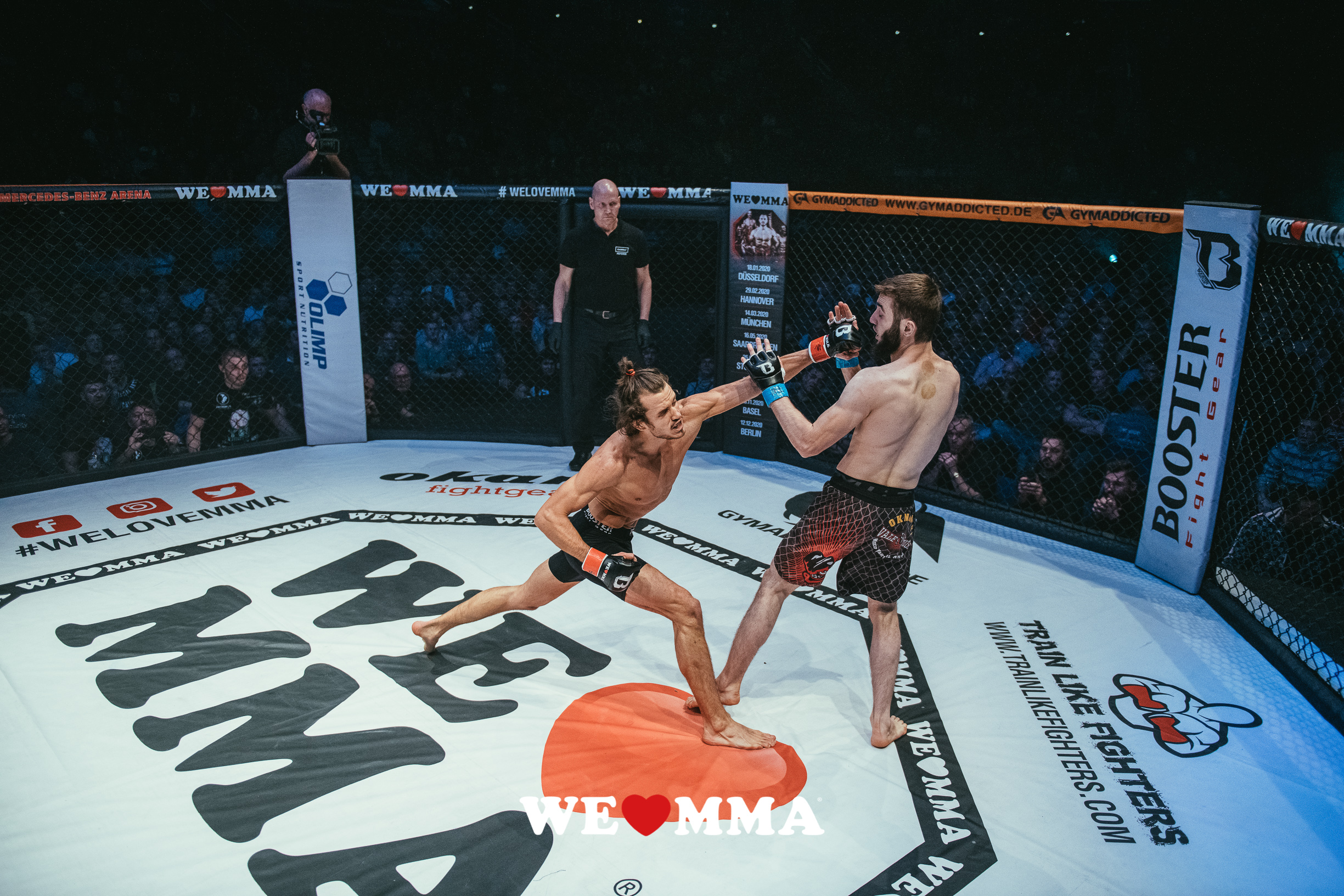 Seit Ende 2018 steigt Roman Apolonov in den Käfig. /Quelle: WLMMA
