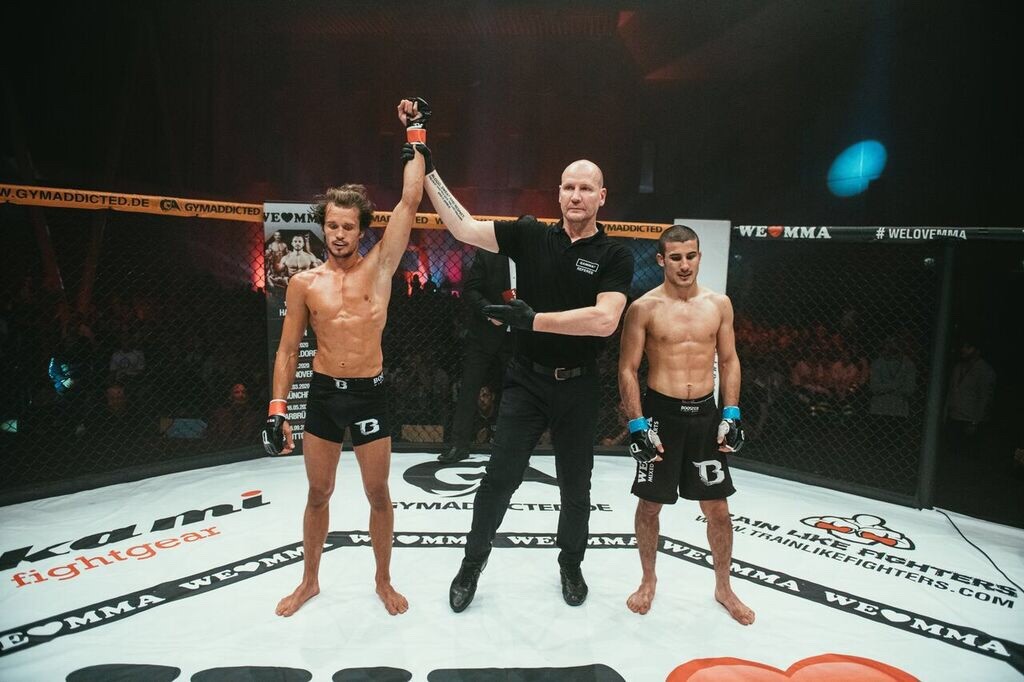 Auch in seinem neuen Sport will er die Leiter ganz nach oben klettern. /Quelle: WLMMA