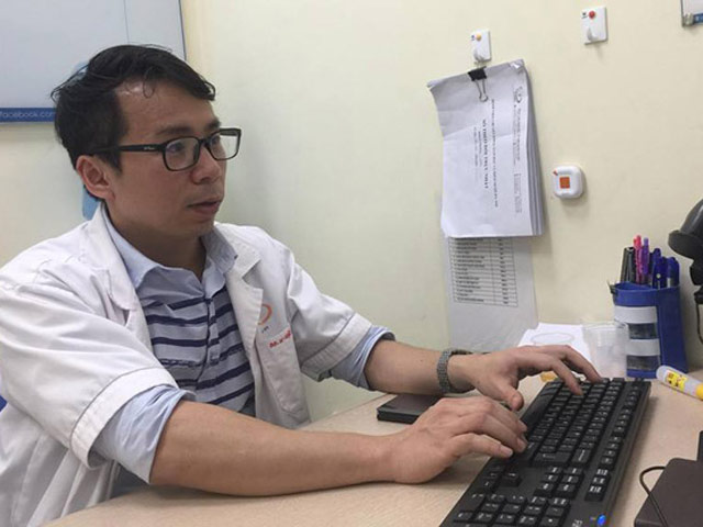 Chồng có 'cậu nhỏ' kích thước khủng, vợ khốn khổ nhập viện - 1