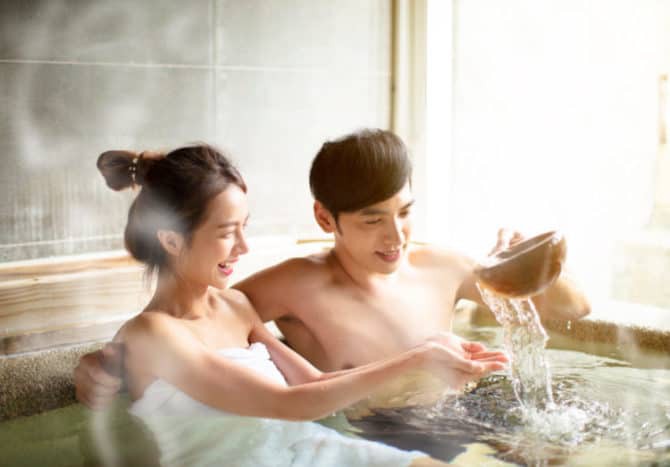 Có 1 kiểu đàn ông 'yếu đuối trên giường' nhưng vẫn thích ra ngoài thử 'của lạ', là phụ nữ tỉnh táo, thông minh cần phải dùng độc chiêu - 2