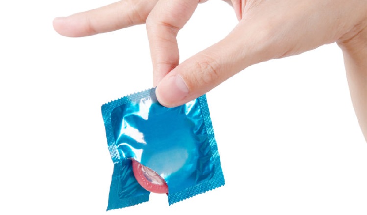 8 sai lầm ngớ ngẩn cực kỳ nguy hiểm khi sử dụng bao cao su nhưng quý ông dễ mắc phải