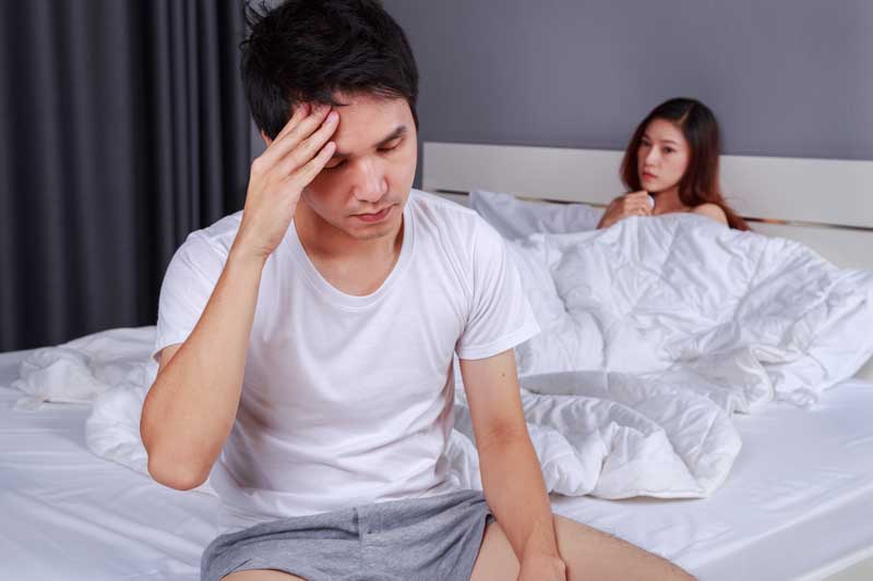 Đòi hỏi 'chuyện ấy', vợ điếng người với phản ứng bất ngờ của chồng - 1