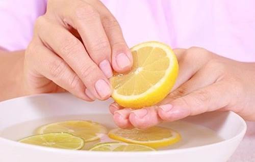 làm đẹp từ chanh tươi để giúp móng tay chắc khỏe