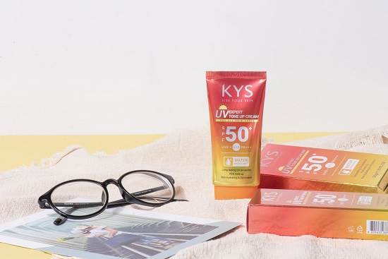 Review kem chống nắng KYS có tốt không