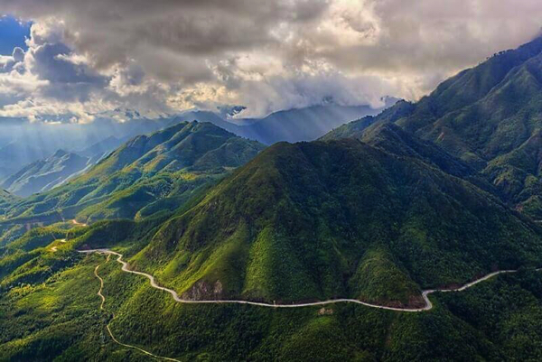 cổng Trời trên đỉnh đèo ô quy hồ