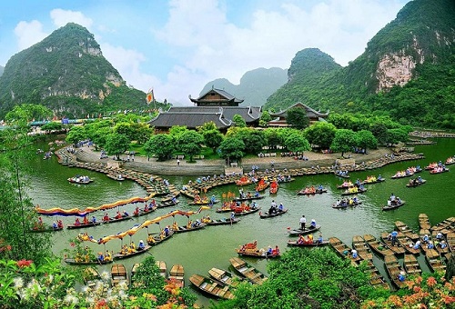 tràng an ninh bình ngày lễ hội