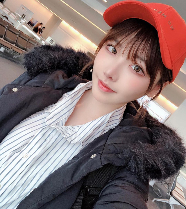 Nữ thần 18+ Eimi Fukada chia sẻ chuyện giường chiếu, hé lộ lý do chẳng mấy khi hẹn hò như các đàn chị - Ảnh 1.