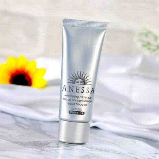 Anessa Essence Whitening Facial UV sunscreen