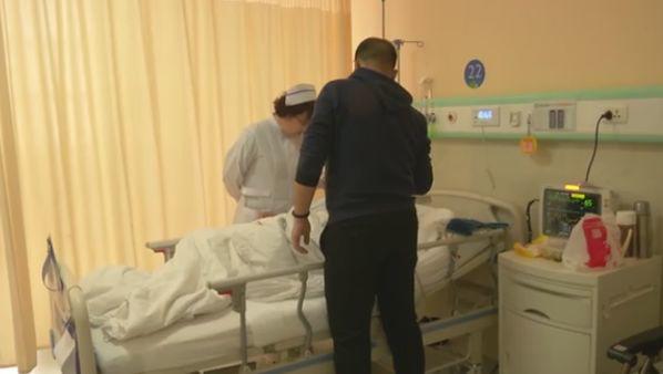 Người đàn ông bị tê liệt chân tay vì kiểu ăn uống ai cũng tưởng rất tốt cho sức khỏe