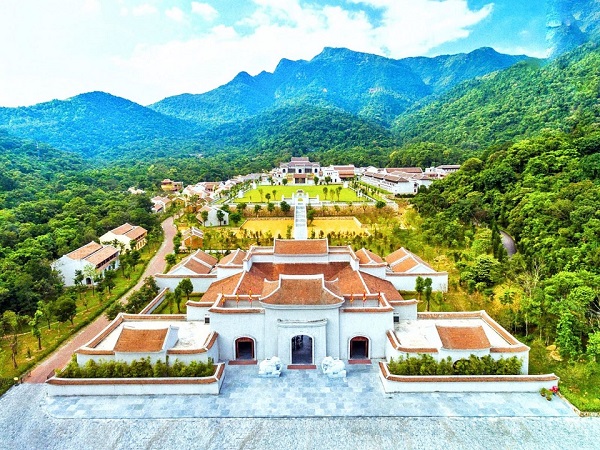 legacy yên tử - Khu nghỉ dưỡng hoàng cung