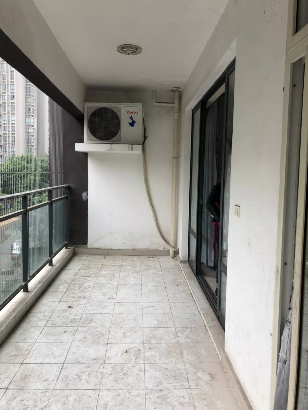 Từ tuềnh toàng đến khang trang, nhìn kết quả cải tạo căn hộ khiến ai ai cũng muốn copy - Ảnh 9.