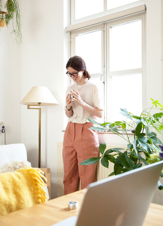 Căn hộ nhỏ vọn vẹn 30m² nhưng góc nào cũng quá đỗi dễ thương của cô gái độc thân - Ảnh 1.