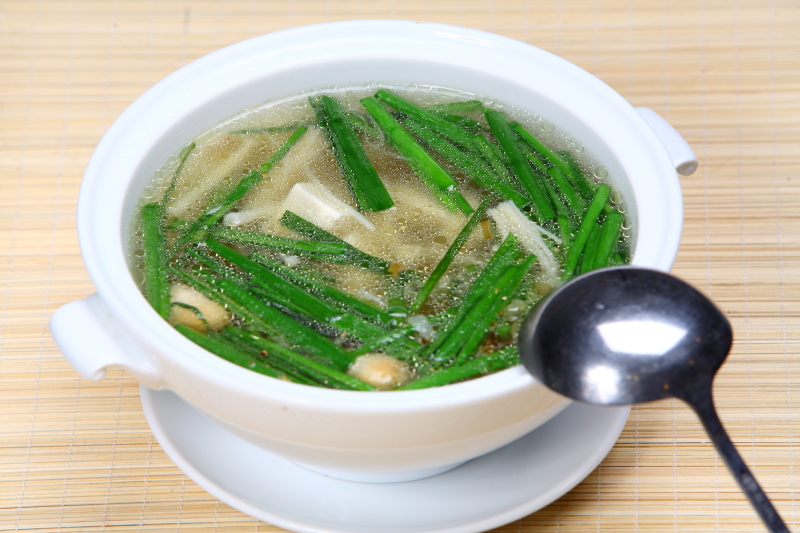 canh nấu hẹ