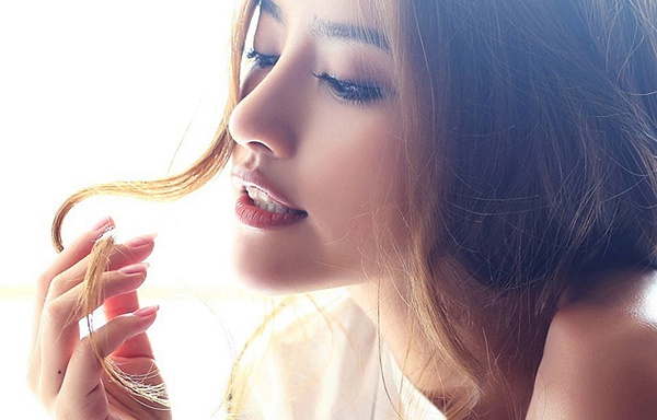 Nhìn vào điểm này trên cơ thể: Nhận diện chính xác đâu là người phụ nữ cực giỏi trong 'chuyện ấy' - 1