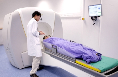 Phản ứng có hại của tia xạ chữa ung thư