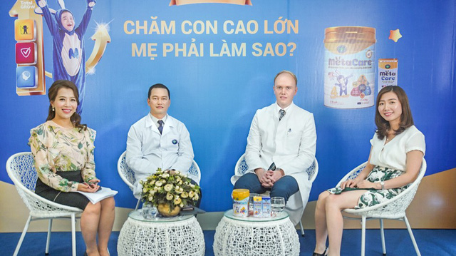 Buổi giao lưu trực tuyến “Chăm con cao lớn, mẹ phải làm sao?” giải đáp các thắc mắc xoay quanh chủ đề chăm con cao lớn