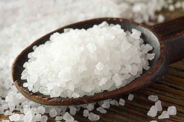 Phèn chua có nhiều công dụng hữu ích khác nhau - Ảnh minh họa