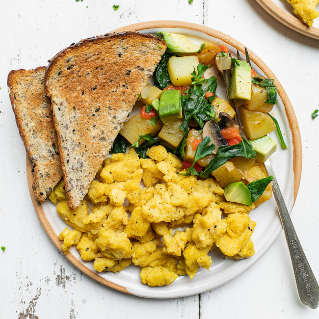 chickpea-scramble-high-protein-vegan-breakfast-sweet-simple-vegan7-square-15853696532861309924938