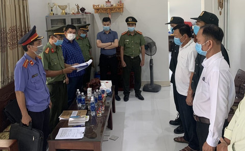 Khởi tố Phó giám đốc Cảng hàng không quốc tế Phú Bài