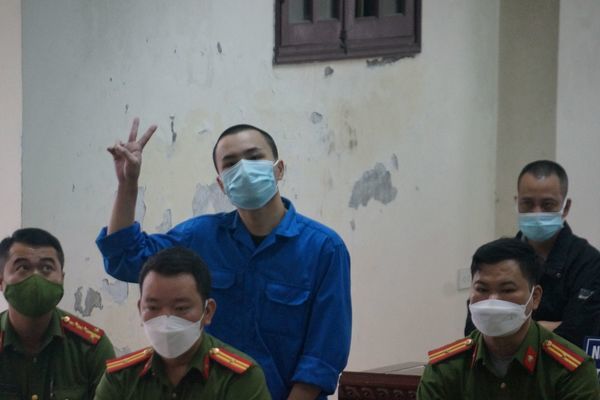 Lĩnh 15 năm tù, Đường 'Nhuệ' tuyên bố: 'Luôn ngẩng cao đầu' - 1