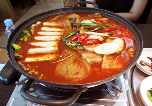 Polyp hậu môn là gì? Một vài lưu ý khi sau khi phẫu thuật/cắt polyp hậu môn - Phòng Khám Đa Khoa An Giang