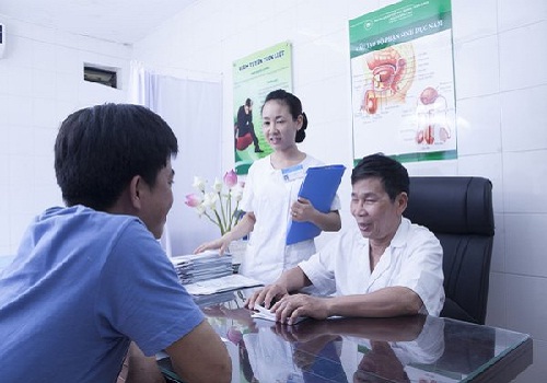 Triệu chứng của bệnh hẹp bao quy đầu ở nam giới