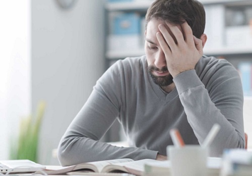 Són tiểu là gì? Nguyên nhân và cách chữa trị an toàn
