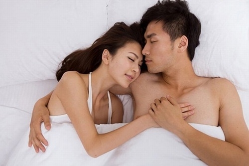 Nàng 'yêu' lần đầu nên 'ngoan' hay 'hư'? - 2