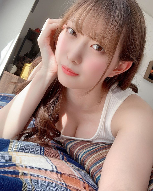 Hot girl 18+ bất ngờ chia sẻ ý định sẽ giải nghệ để theo nghề vũ công - Ảnh 2.