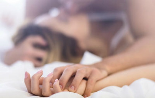 Quan hệ tình dục bao nhiêu lần 1 tuần là tốt cho sức khỏe?