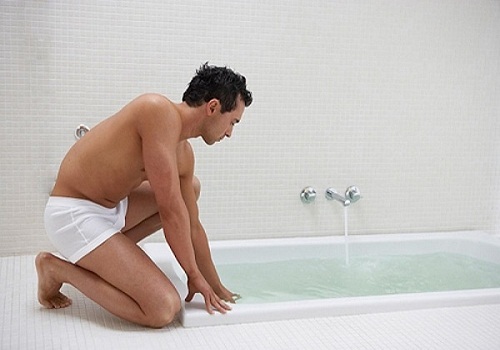 Cách vệ sinh khi bị viêm bao quy đầu như thế nào?