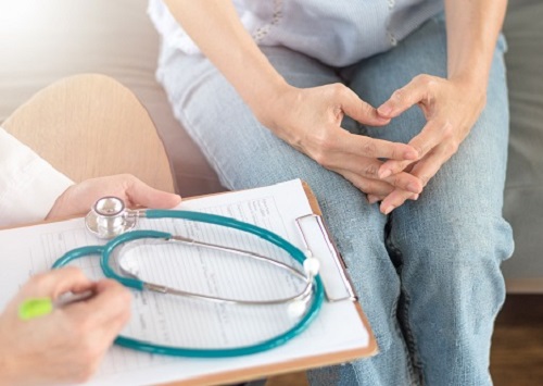 Nguyên nhân kinh nguyệt vón cục màu đen ở phụ nữ