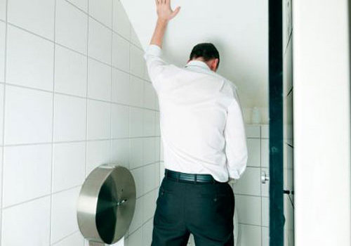 Cách chữa trị tiểu buốt theo dân gian và một số lưu ý