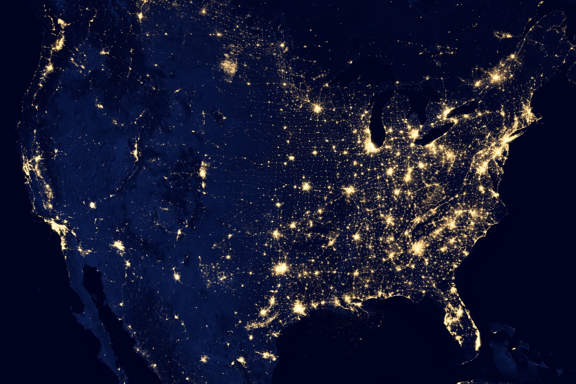 Issue #26: The undervalued tech-driven real estate giant and the trillion-dollar mobile broadband opportunity 🚀