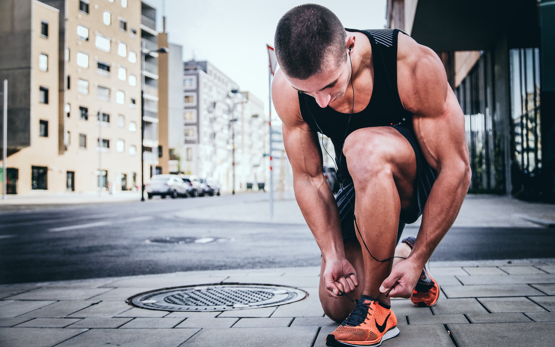 Issue #35: A fintech giant hiding behind the scenes and a new player shaking up the fitness industry 🚨
