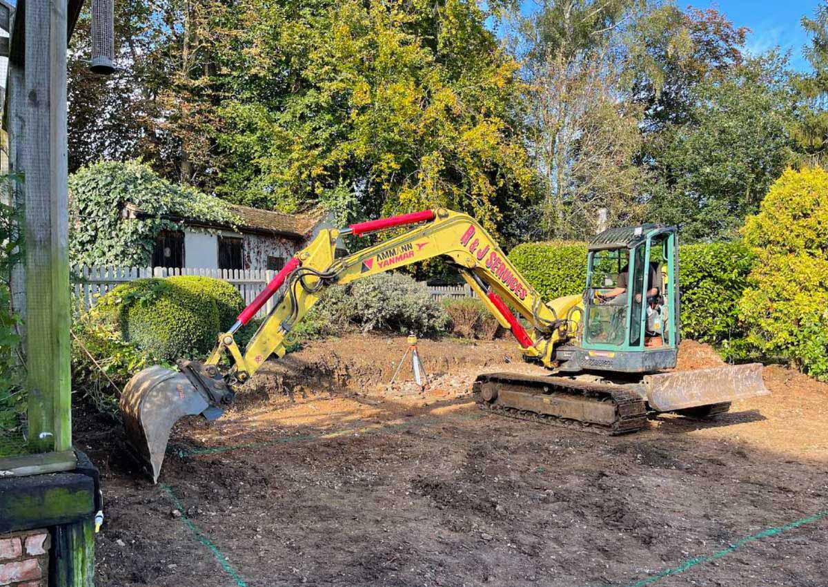 HTP Swimming Pool Builders & Contractors