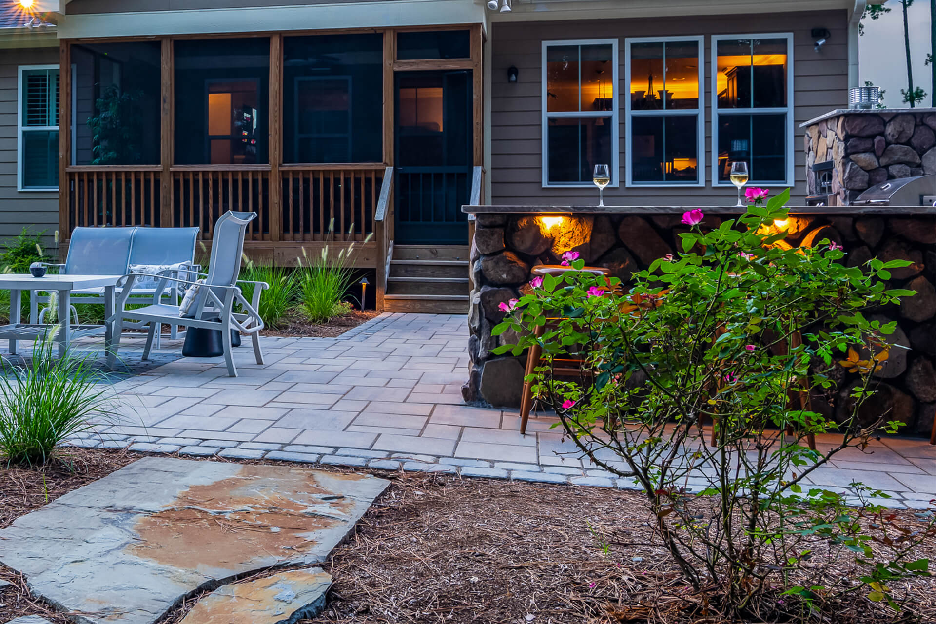 Currin Outdoor Living Doubles