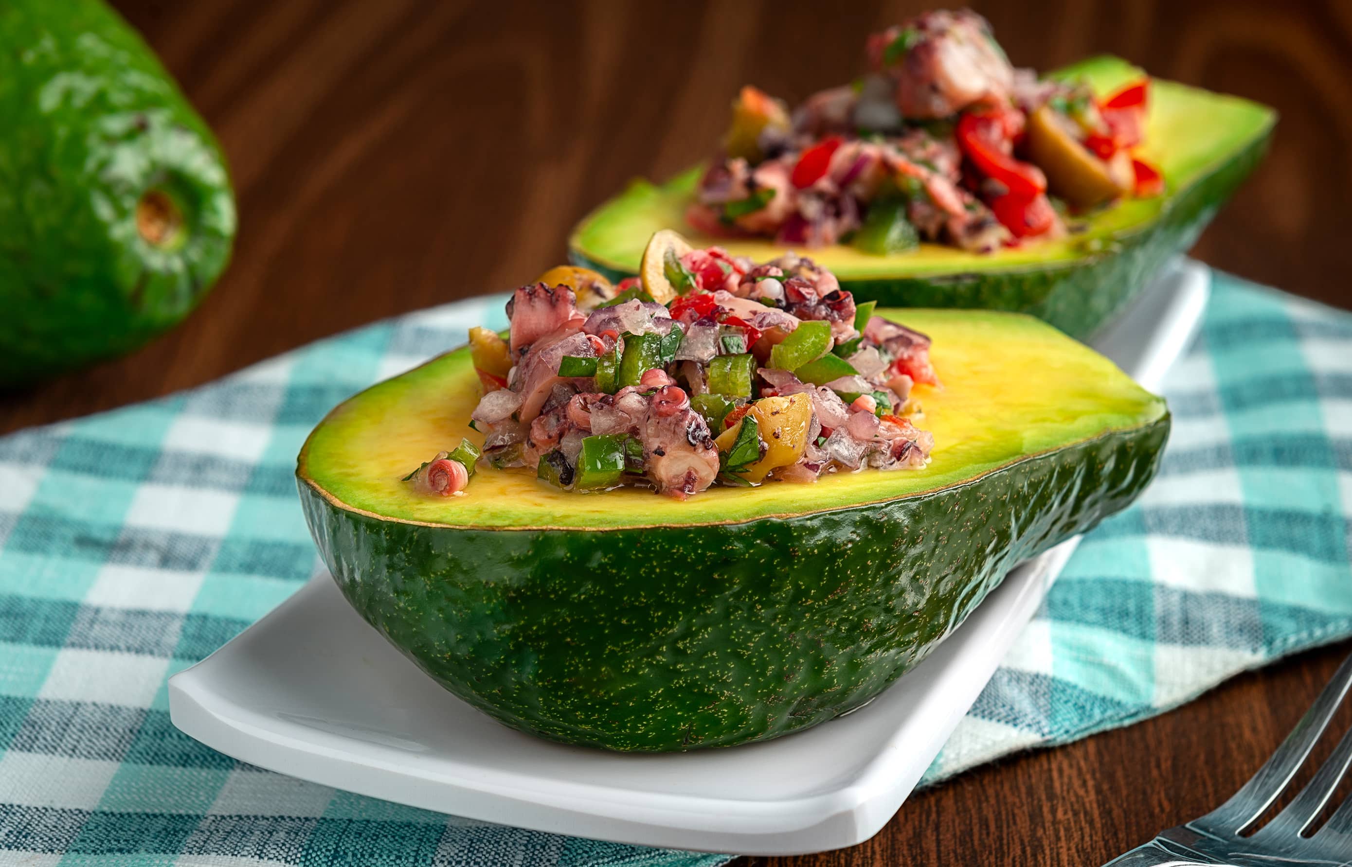 Aguacate Relleno Con Ensalada De Pulpo Goya