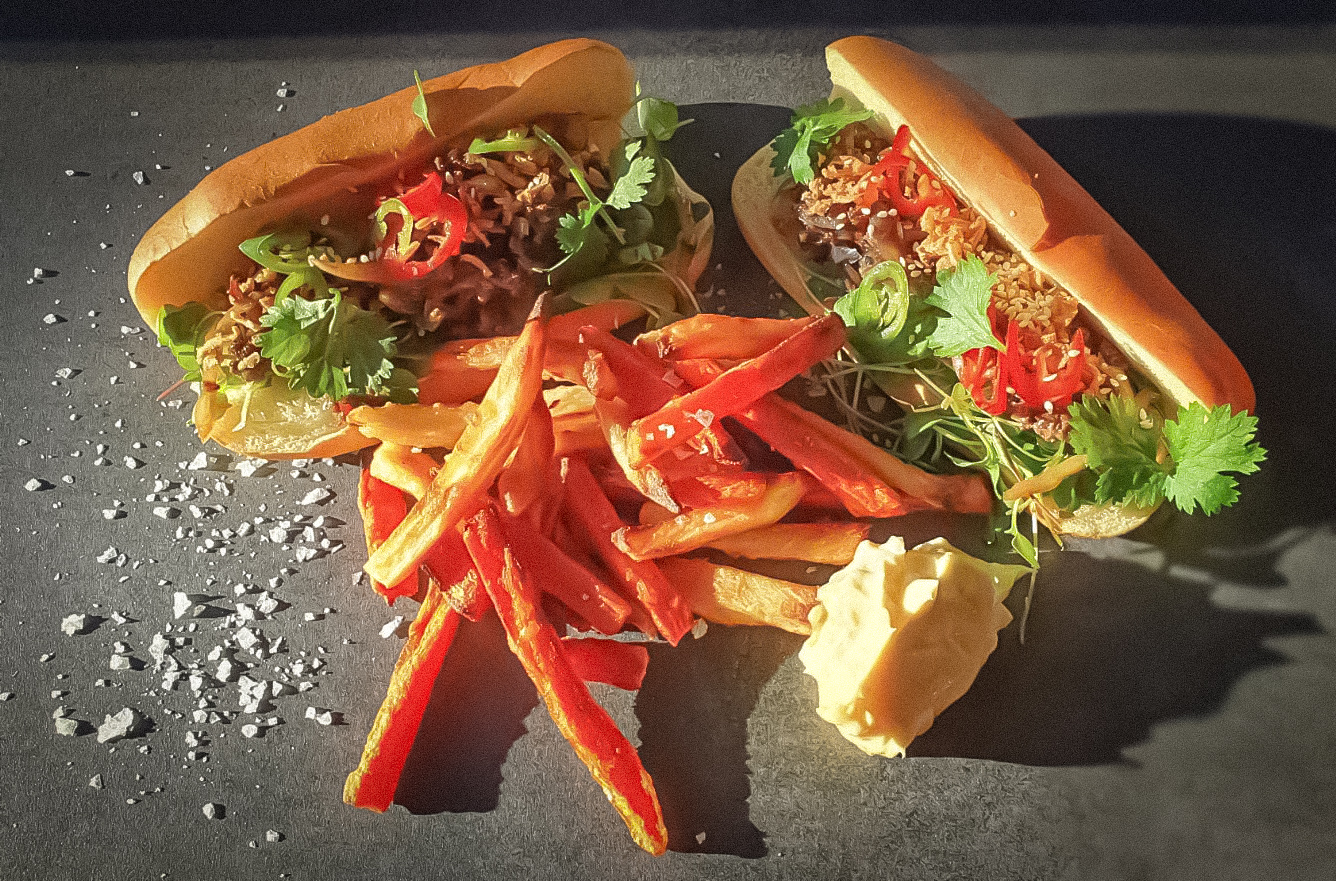 Kasvisranskalaiset & Hot Dog Korean tapaan