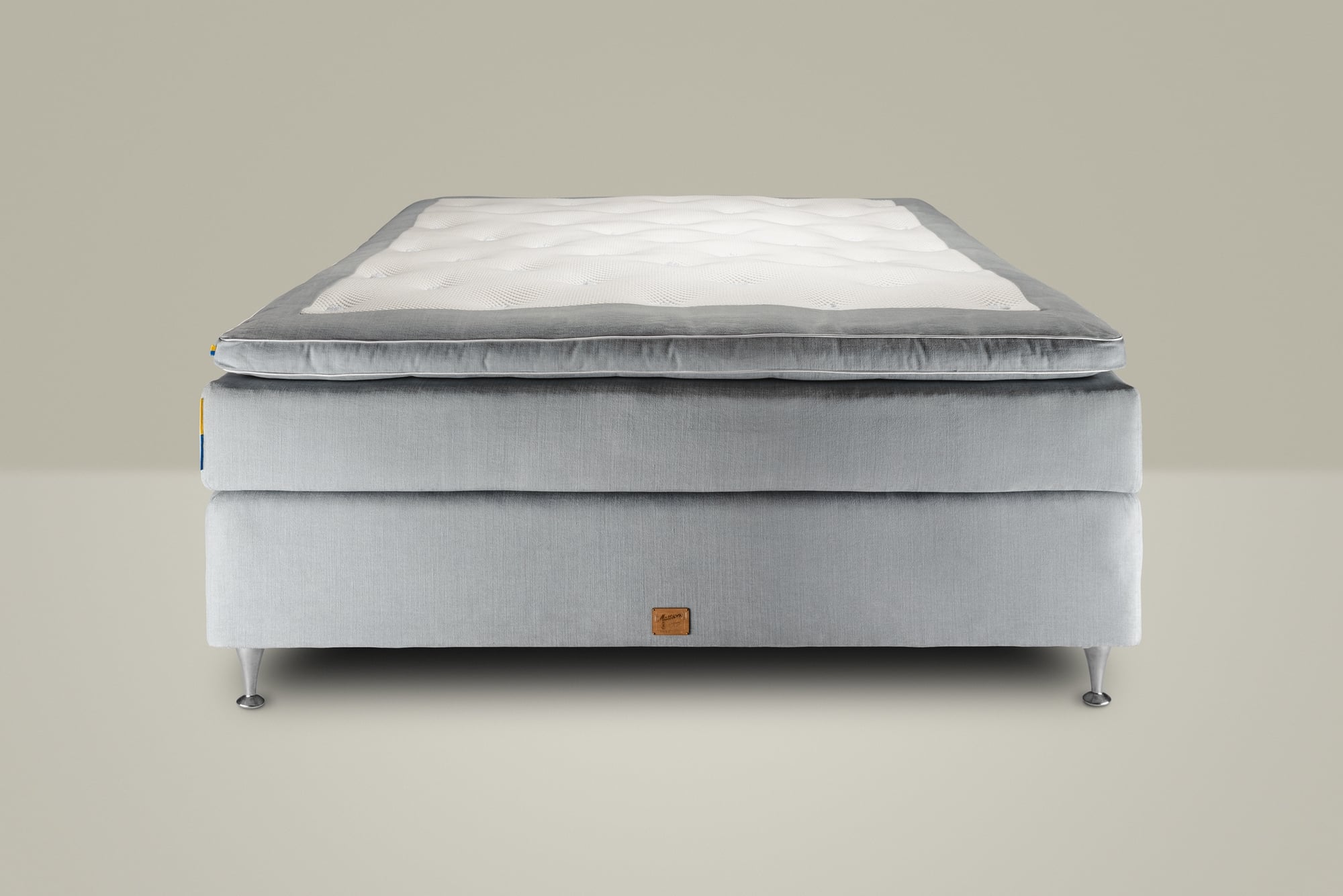 RISE Continental bed