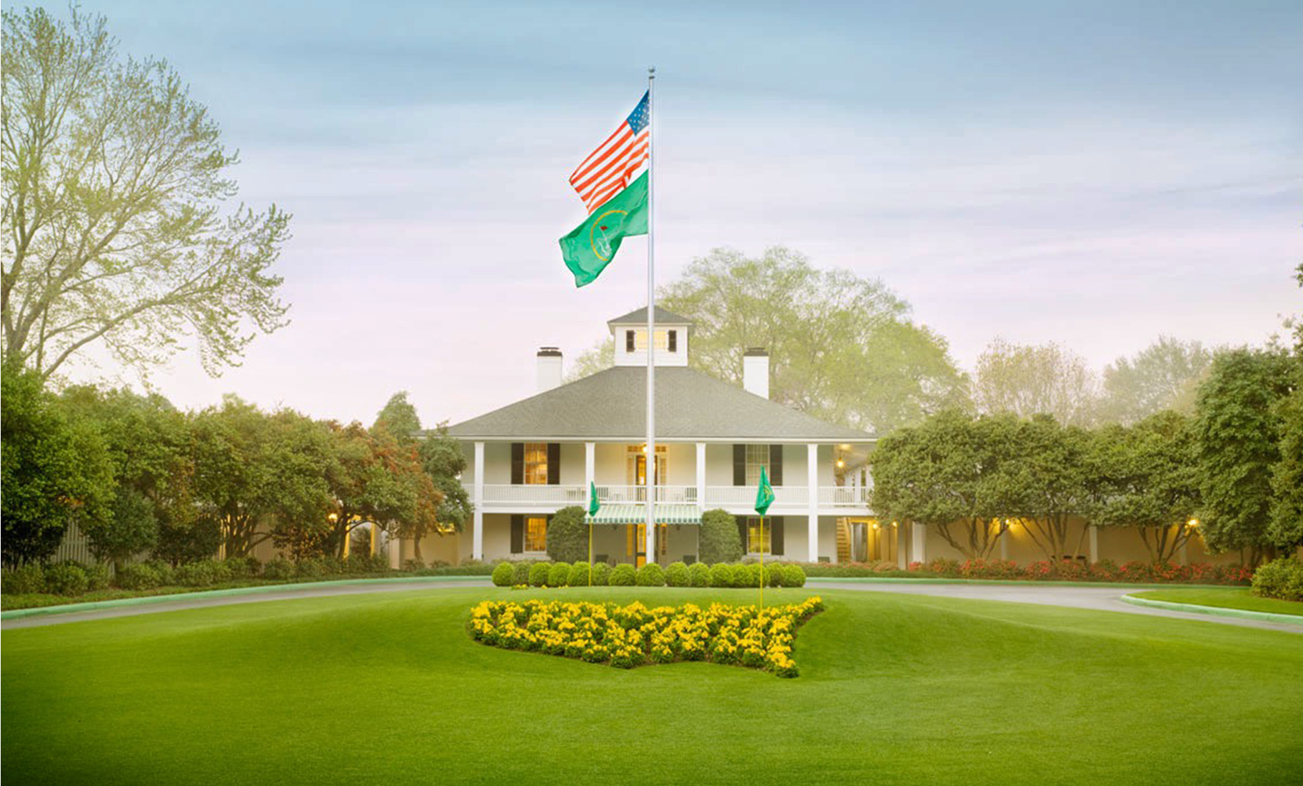 Photo of Augusta National clubhouse