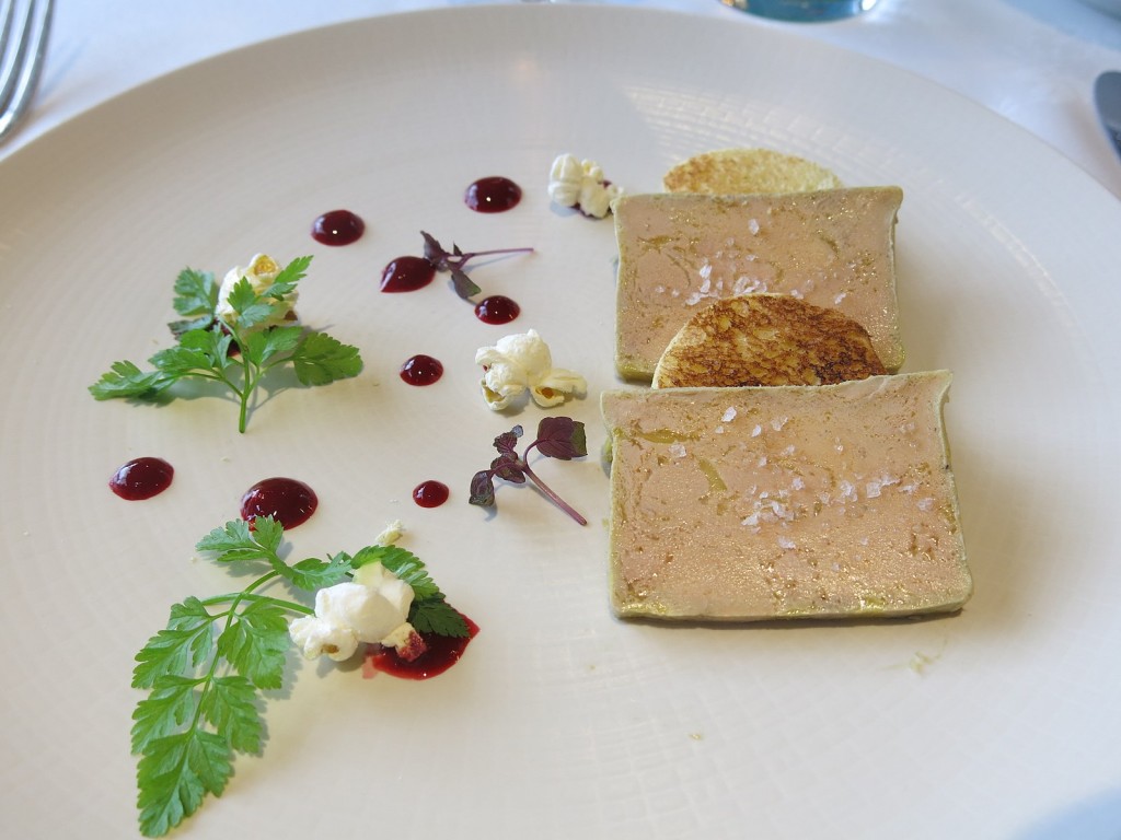 Restaurant_Argi-Eder_-_Foie_gras_de_canard_en_terrine