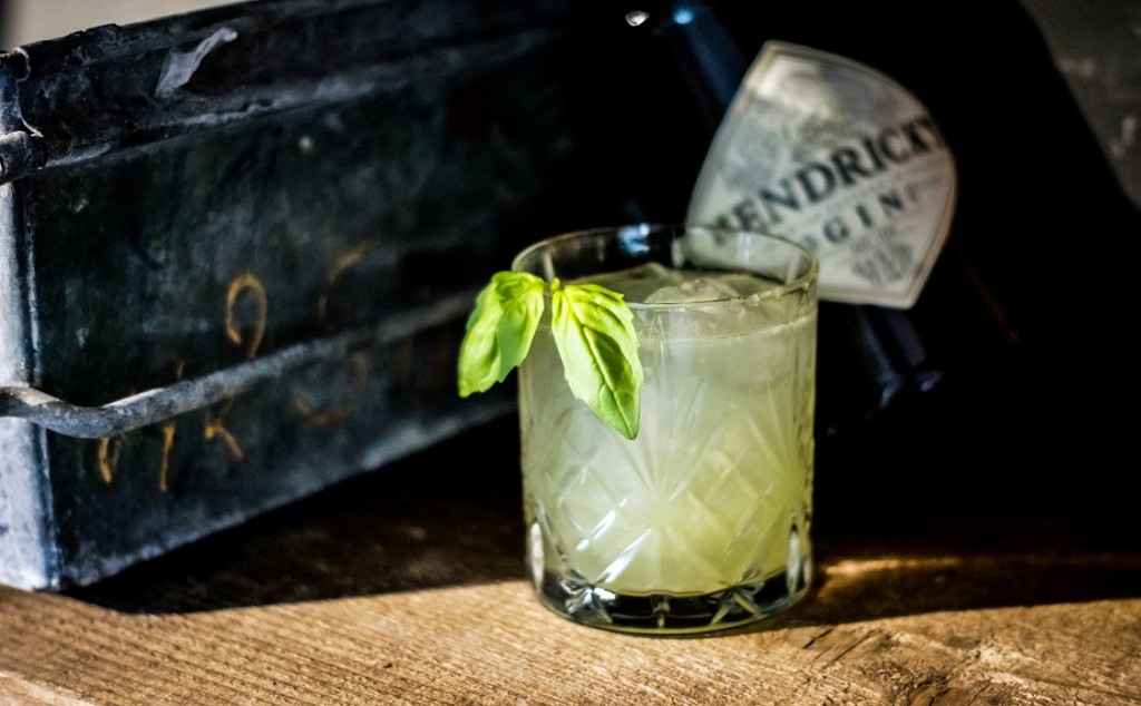 Gin Basil smash hendricks