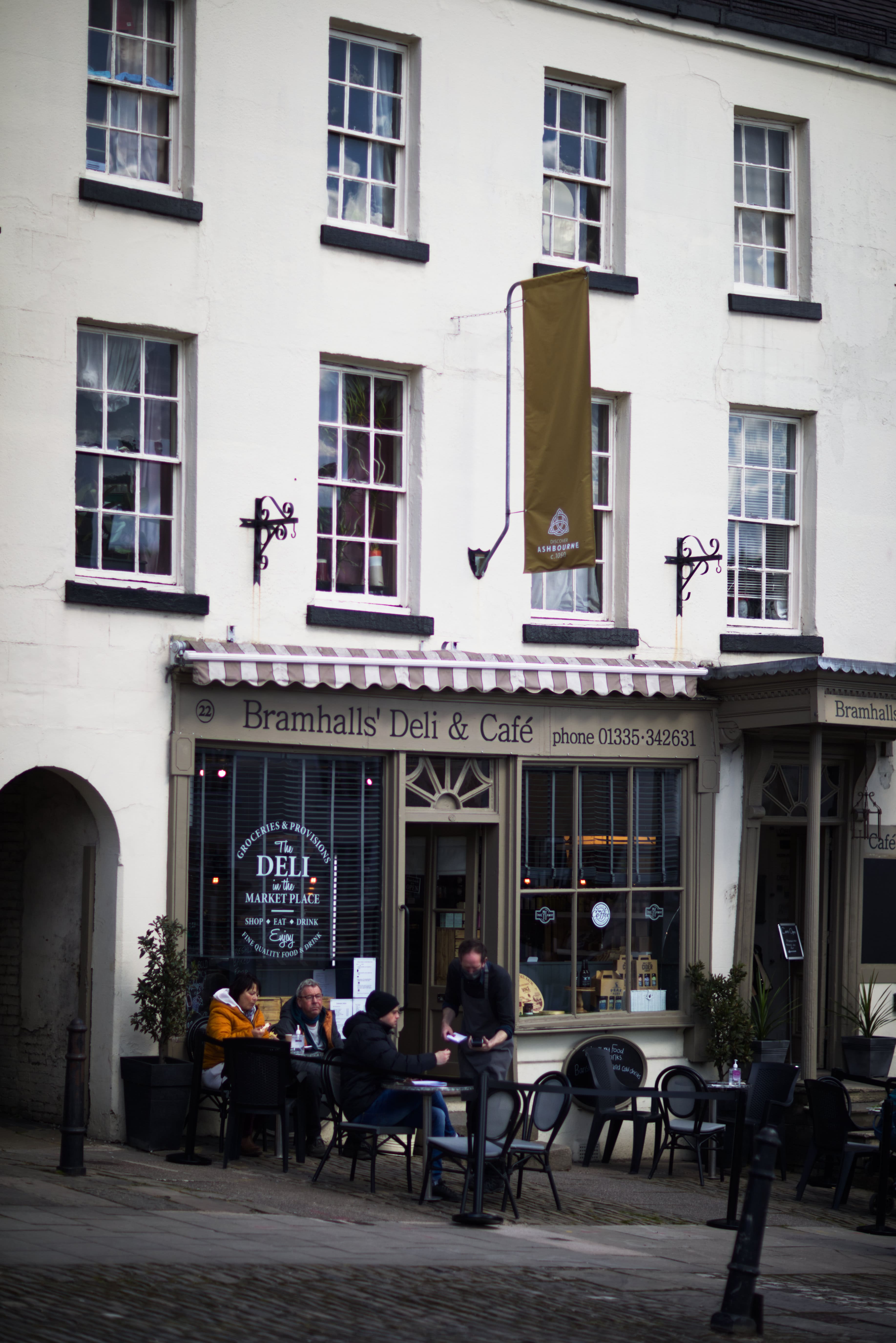 Bramhalls Deli & Cafe