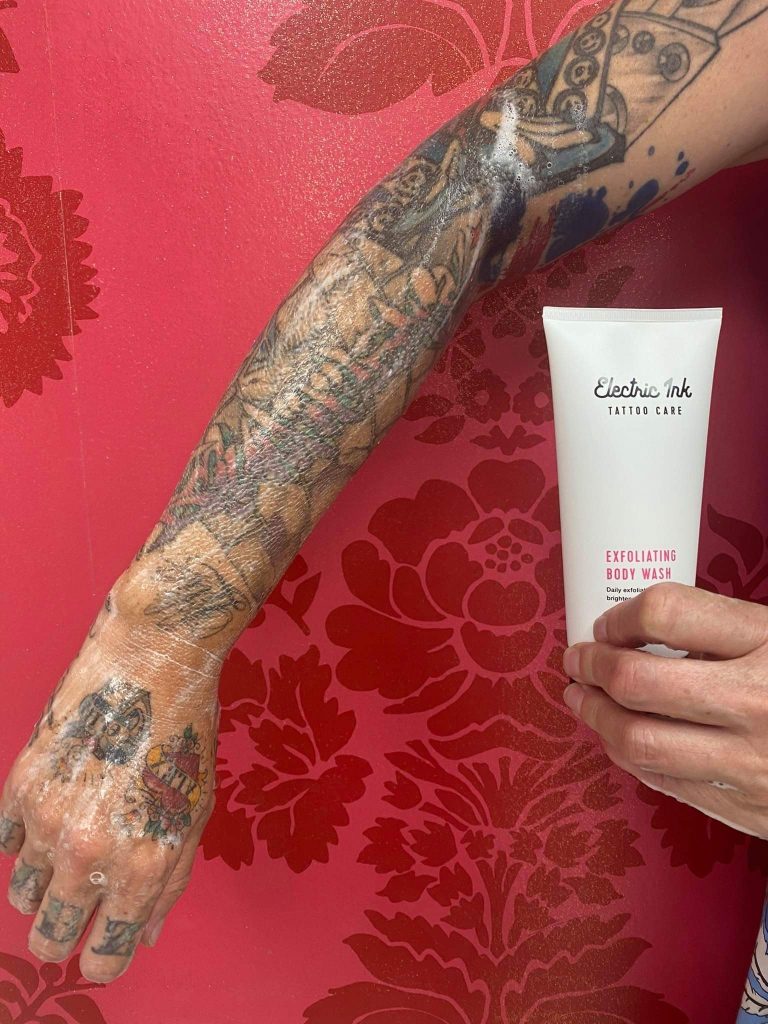 Tattoo-sleeve-using-exfoliating-body-wash