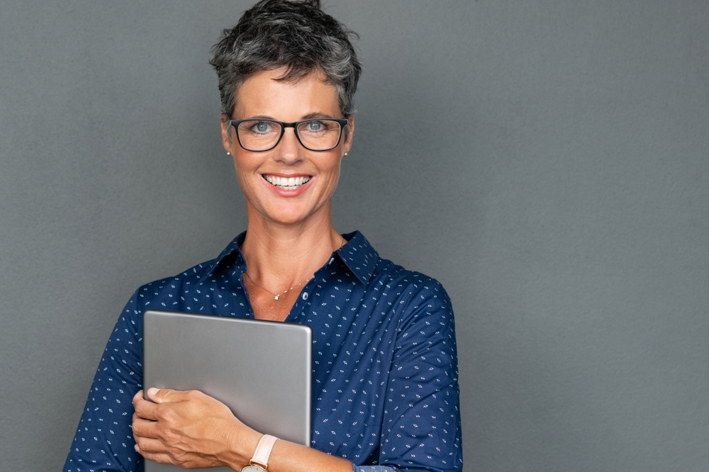Trendy Short Haircut and Hair Style, Wearing Fashion Glasses