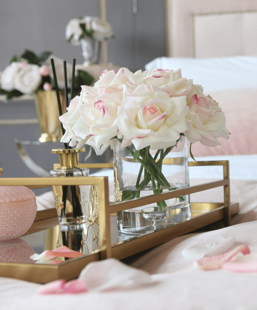 Cote Noire set up Beautiful Natural Rose