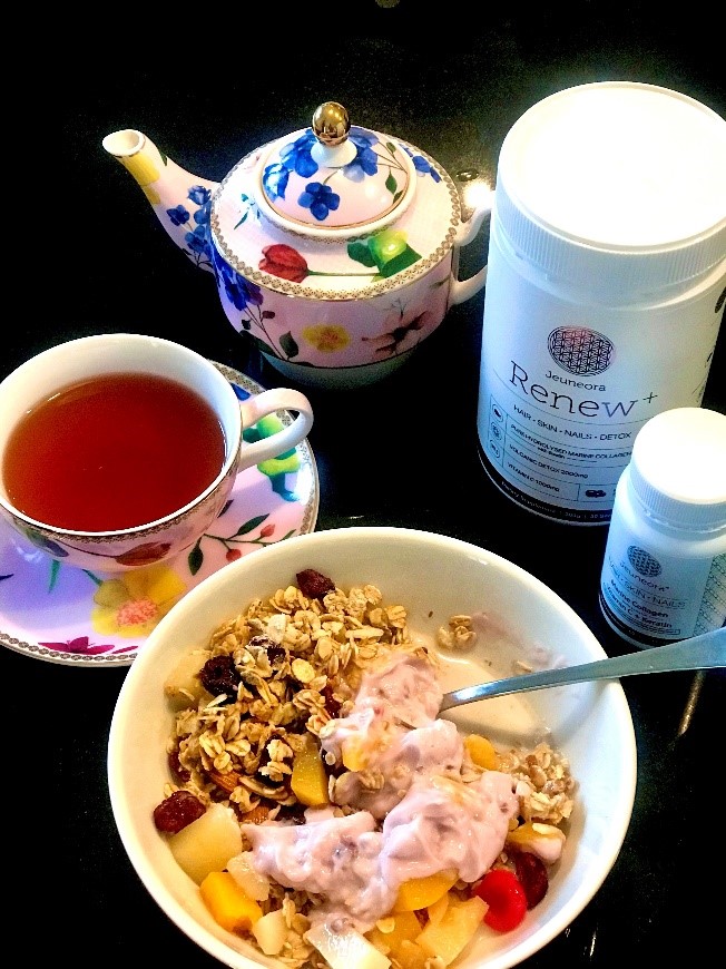 Vicki breakfast with jeuneora Hair-Skin-Nails-Capsules